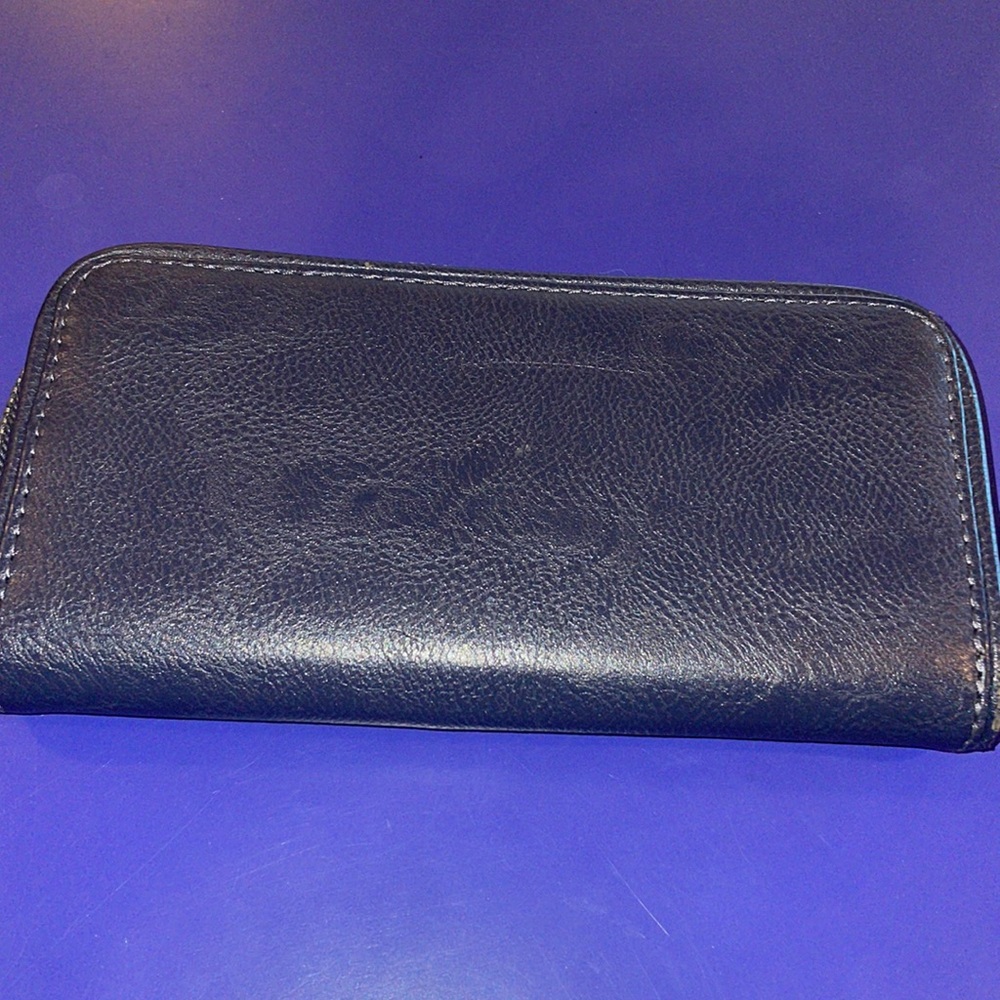 Blue wallet - Picture 2 of 3